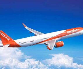 easyjet plane