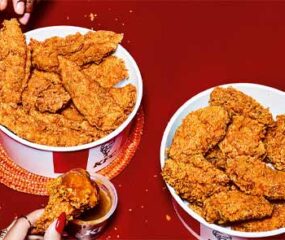 kfc gravy dipping double bucket